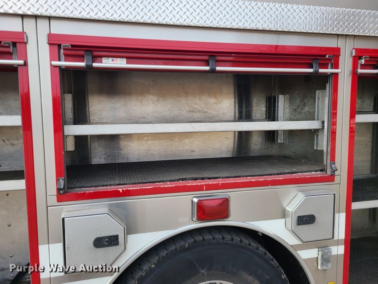 image for item JG9551 2007 Sutphen  fire truck