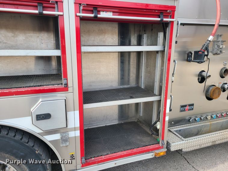 image for item JG9551 2007 Sutphen  fire truck