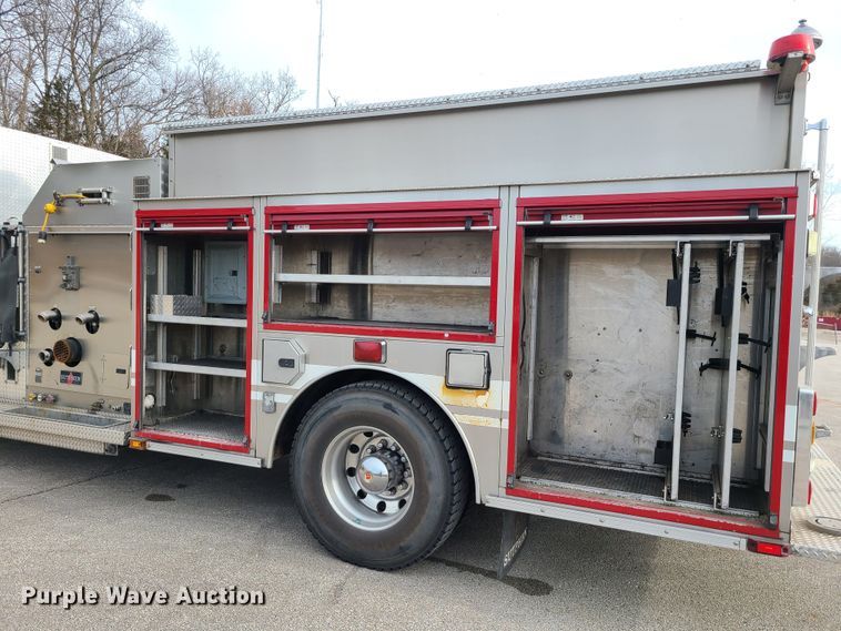 image for item JG9551 2007 Sutphen  fire truck