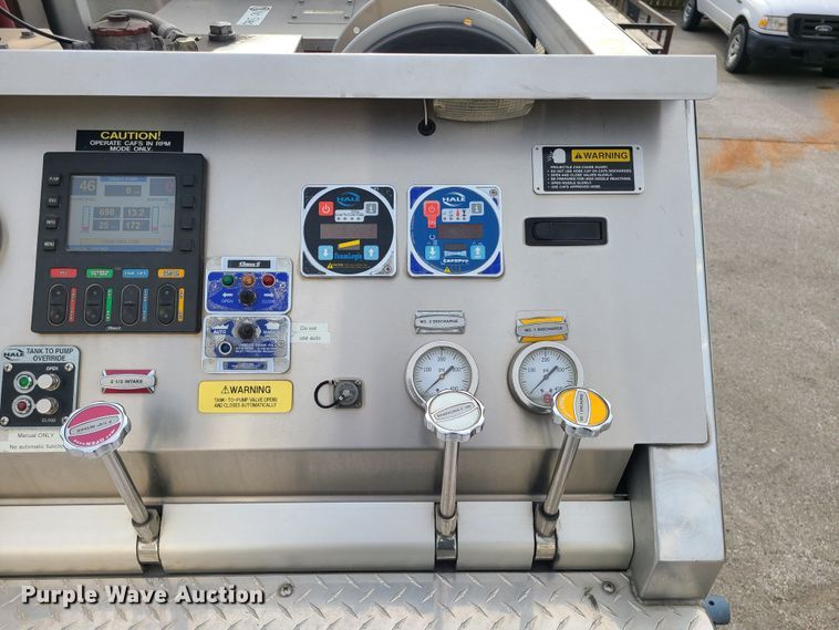 image for item JG9551 2007 Sutphen  fire truck