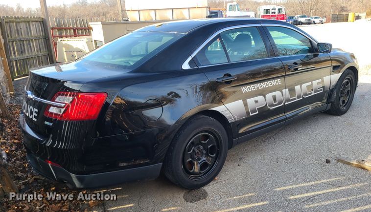 image for item JG9552 2013 Ford Taurus Police Interceptor