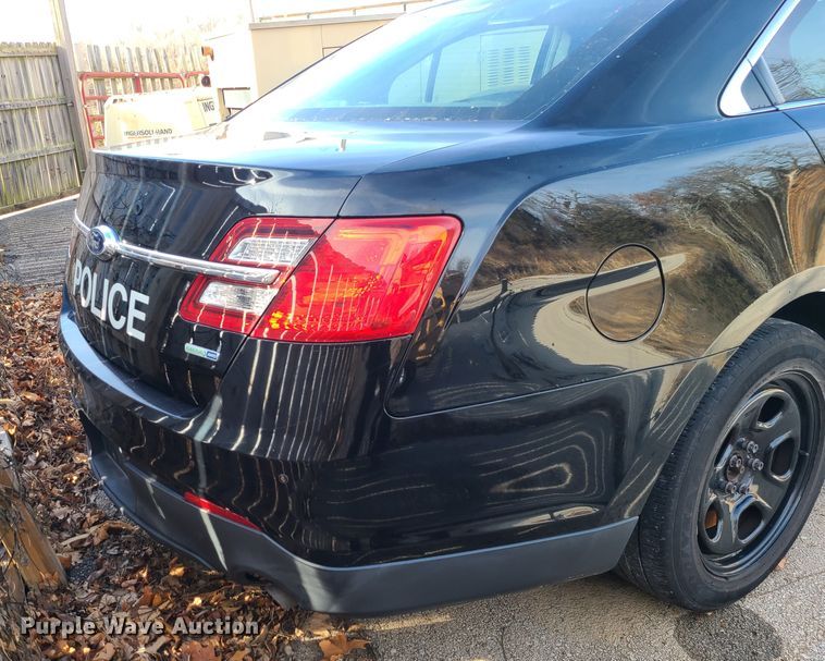 image for item JG9552 2013 Ford Taurus Police Interceptor
