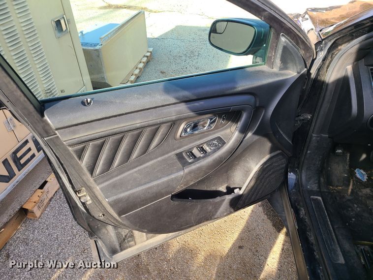 image for item JG9552 2013 Ford Taurus Police Interceptor