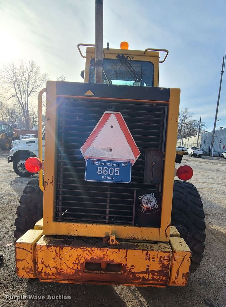 image for item JG9554 1991 Caterpillar 926E  wheel loader