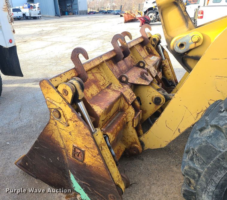 image for item JG9554 1991 Caterpillar 926E  wheel loader