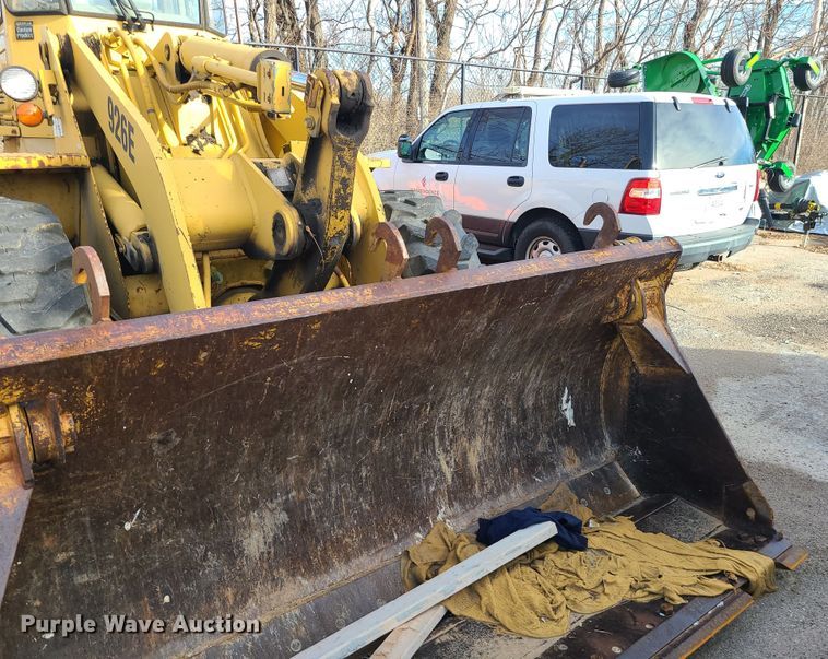 image for item JG9554 1991 Caterpillar 926E  wheel loader