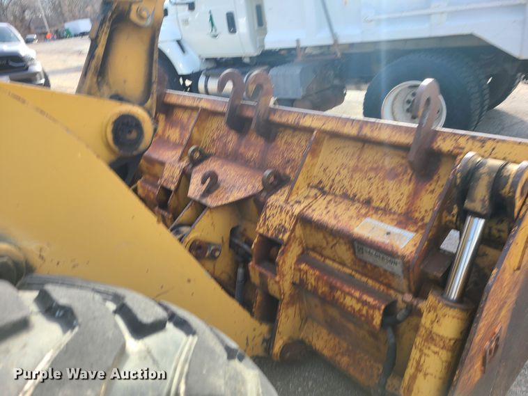 image for item JG9554 1991 Caterpillar 926E  wheel loader