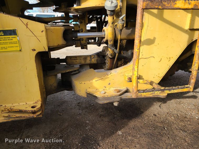 image for item JG9554 1991 Caterpillar 926E  wheel loader