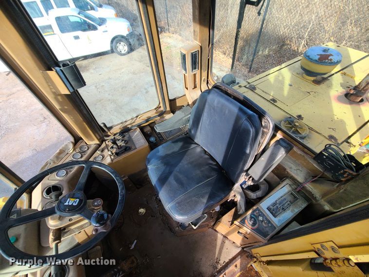 image for item JG9554 1991 Caterpillar 926E  wheel loader