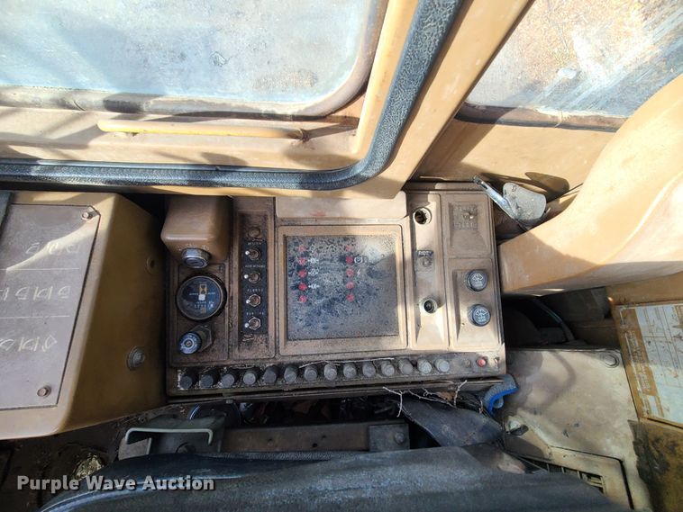 image for item JG9554 1991 Caterpillar 926E  wheel loader