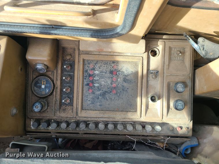 image for item JG9554 1991 Caterpillar 926E  wheel loader