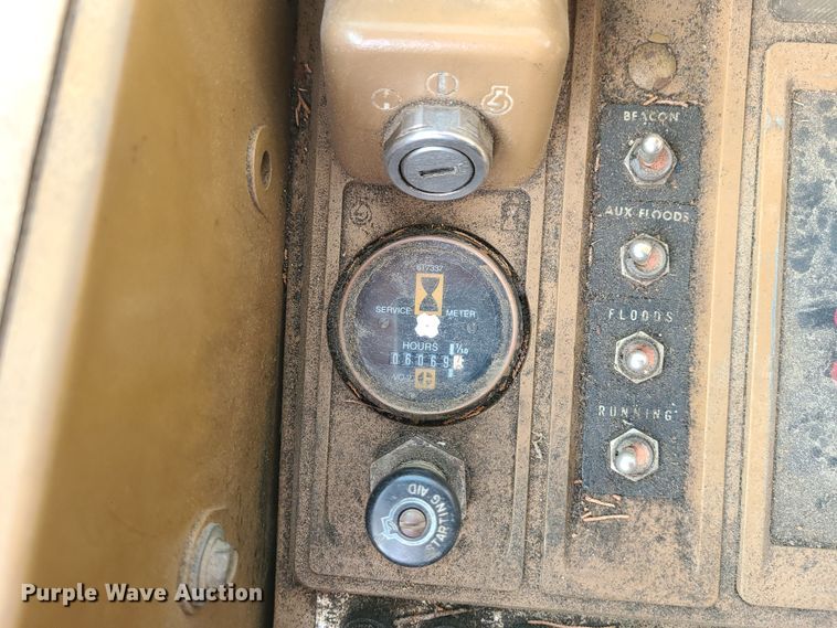 image for item JG9554 1991 Caterpillar 926E  wheel loader