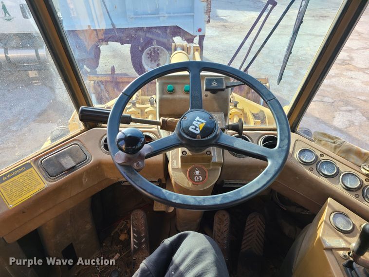 image for item JG9554 1991 Caterpillar 926E  wheel loader
