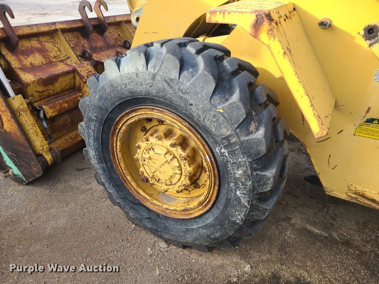 image for item JG9554 1991 Caterpillar 926E  wheel loader