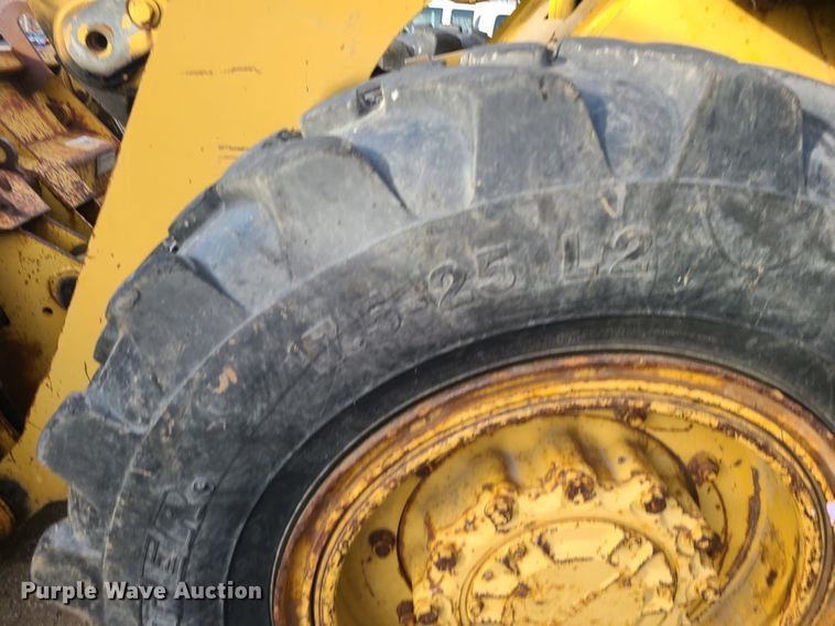 image for item JG9554 1991 Caterpillar 926E  wheel loader