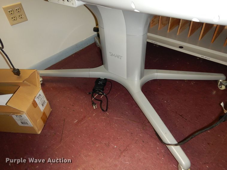 image for item JQ9938 (3) Smart ST442i tables