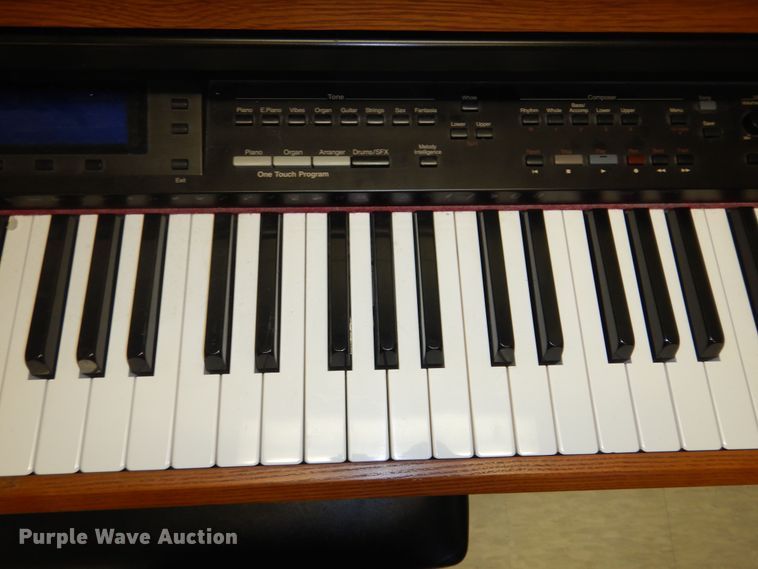 image for item JQ9939 Roland KR770  digital piano