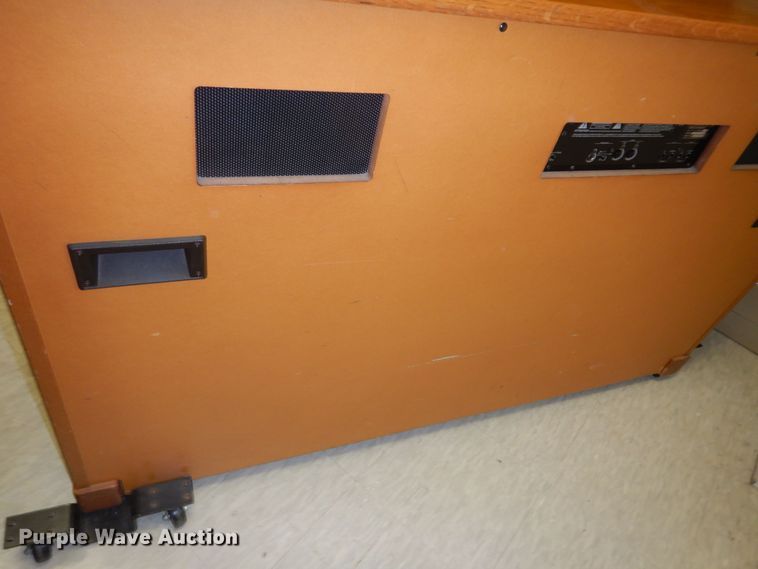 image for item JQ9939 Roland KR770  digital piano