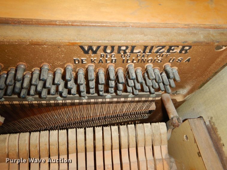 image for item JQ9940 Wurlitzer  upright piano