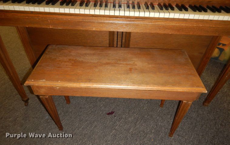 image for item JQ9940 Wurlitzer  upright piano