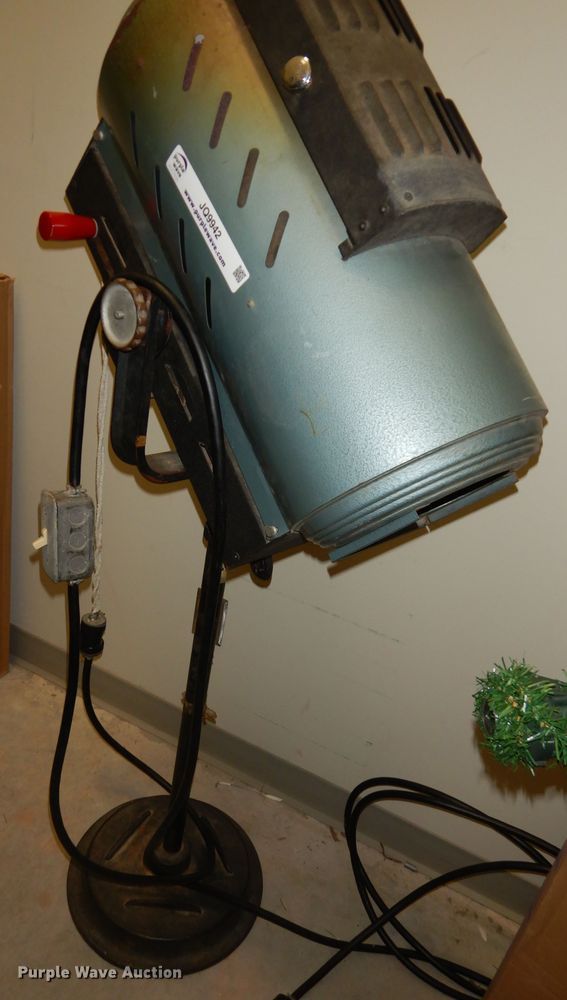 image for item JQ9942 ALT Spot  stage spotlight