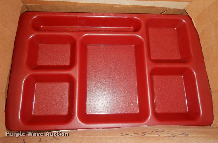image for item JQ9943 Approximately 400 compartment trays