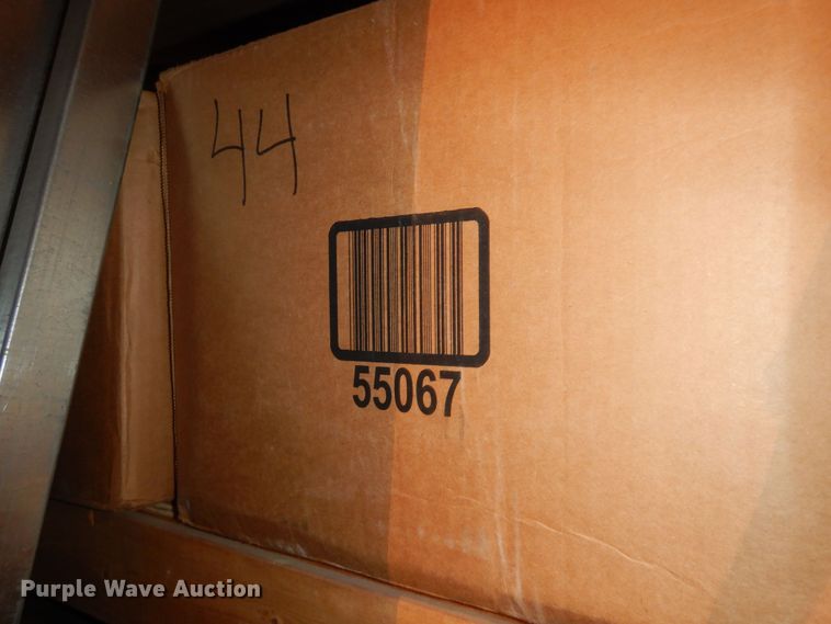 image for item JQ9943 Approximately 400 compartment trays