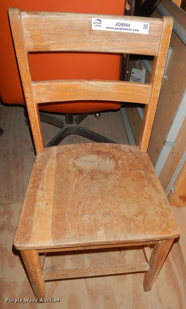 image for item JQ9944 (9) chairs