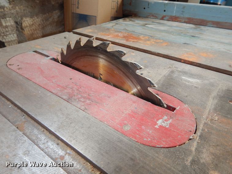 image for item JQ9946 Delta  table saw