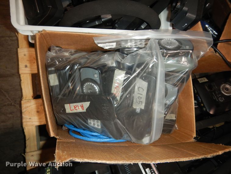 image for item JQ9950 Aver Vision CP135  document cameras