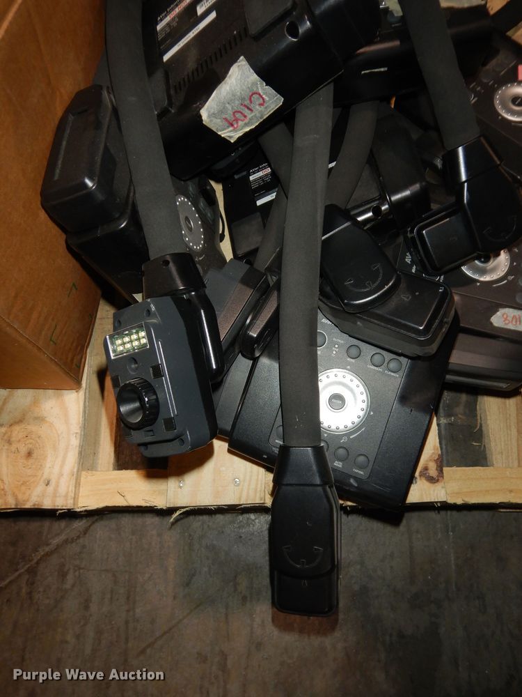 image for item JQ9950 Aver Vision CP135  document cameras