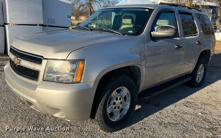 image for item JU9691 2007 Chevrolet Tahoe LS  SUV