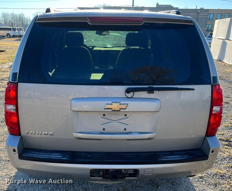 image for item JU9691 2007 Chevrolet Tahoe LS  SUV