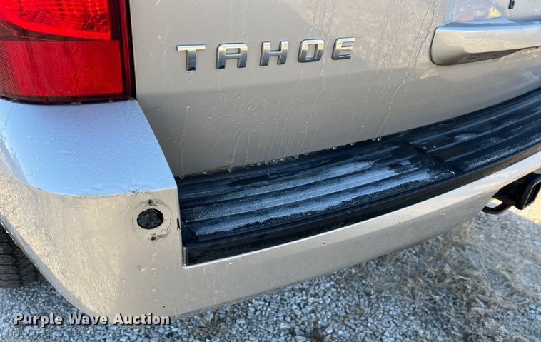 image for item JU9691 2007 Chevrolet Tahoe LS  SUV