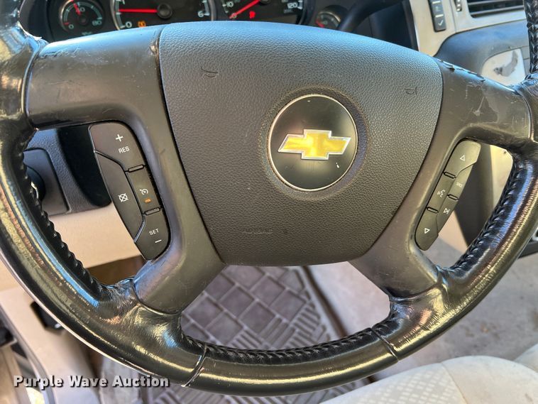 image for item JU9691 2007 Chevrolet Tahoe LS  SUV