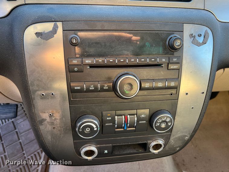 image for item JU9691 2007 Chevrolet Tahoe LS  SUV