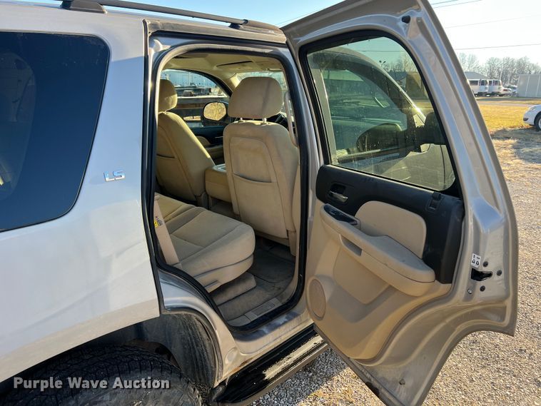 image for item JU9691 2007 Chevrolet Tahoe LS  SUV