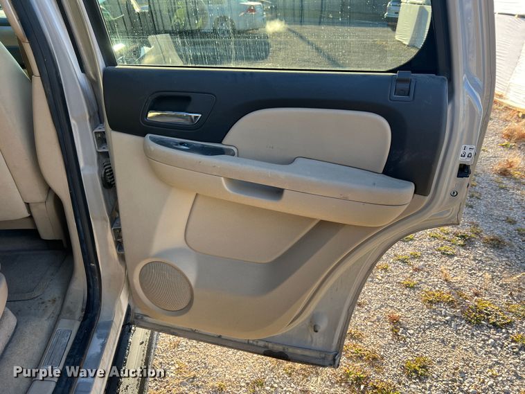 image for item JU9691 2007 Chevrolet Tahoe LS  SUV