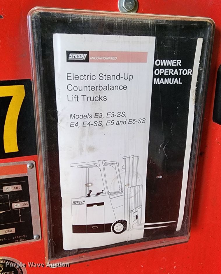 image for item JW9781 Schaeff C30MRF36T189  forklift