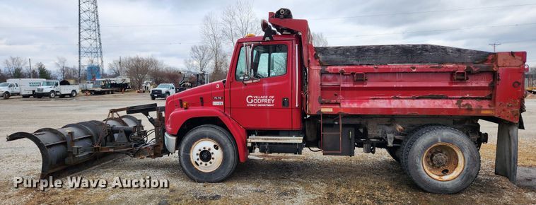 image for item KT9488 2001 Freightliner FL70  dump truck
