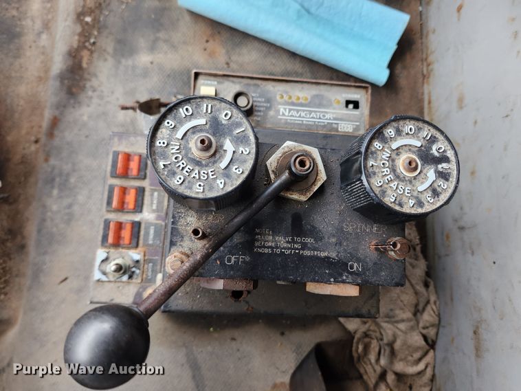 image for item KT9488 2001 Freightliner FL70  dump truck