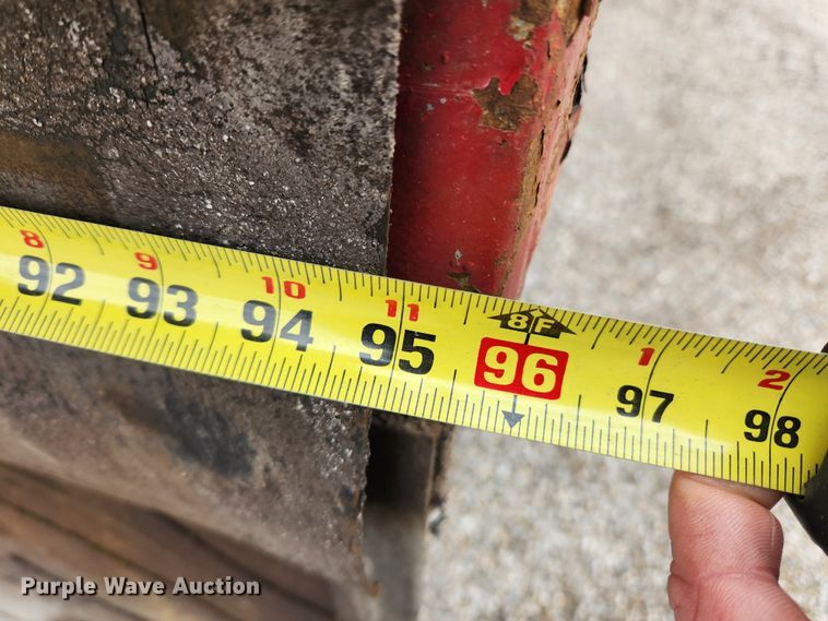 image for item KT9488 2001 Freightliner FL70  dump truck