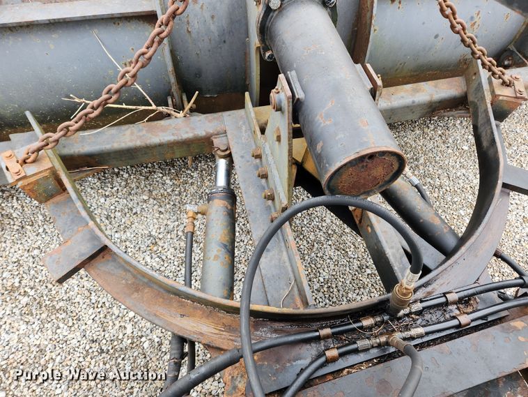 image for item KT9488 2001 Freightliner FL70  dump truck