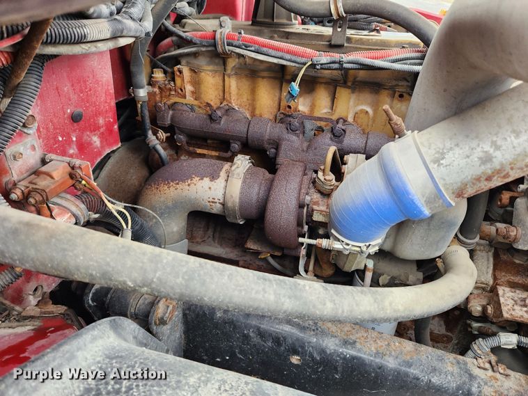 image for item KT9488 2001 Freightliner FL70  dump truck