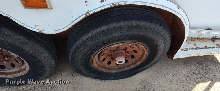 image for item LK9528 1997 Titan  livestock trailer