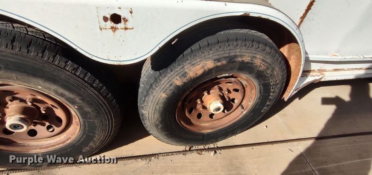 image for item LK9528 1997 Titan  livestock trailer