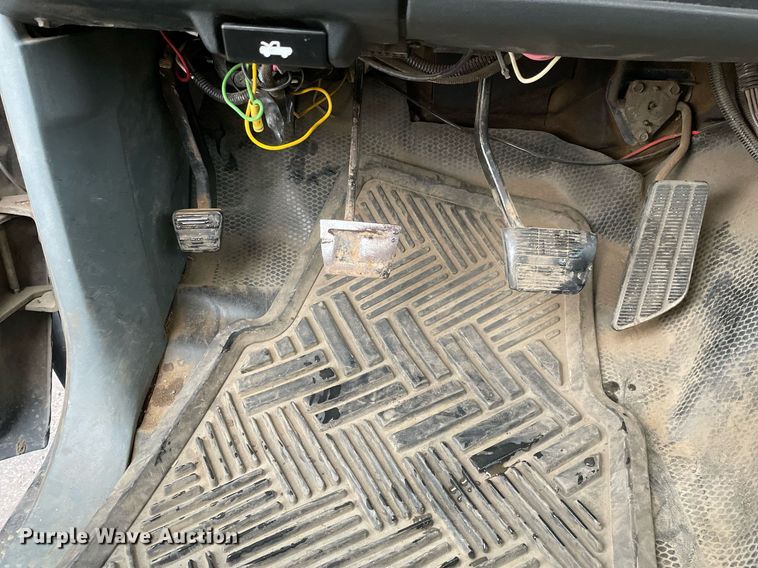 image for item MA9803 1992 Chevrolet C3500  bucket truck