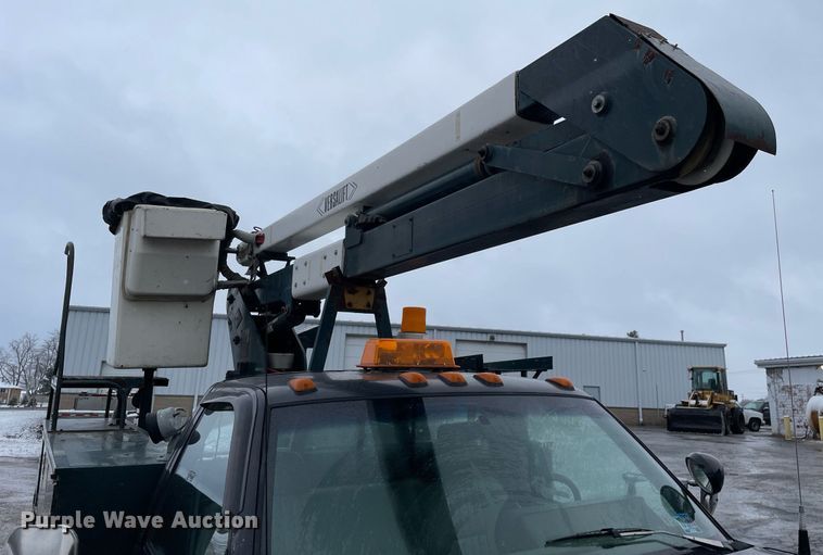 image for item MA9803 1992 Chevrolet C3500  bucket truck