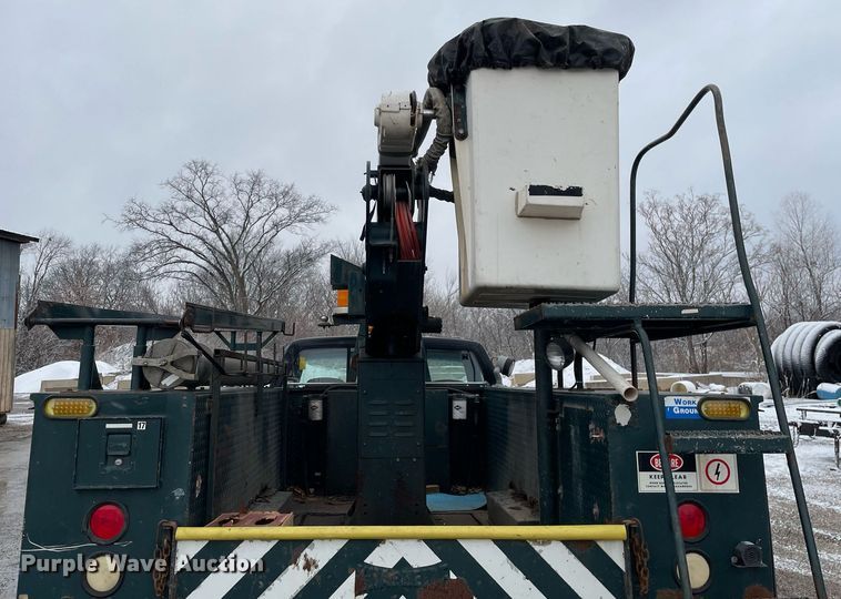 image for item MA9803 1992 Chevrolet C3500  bucket truck