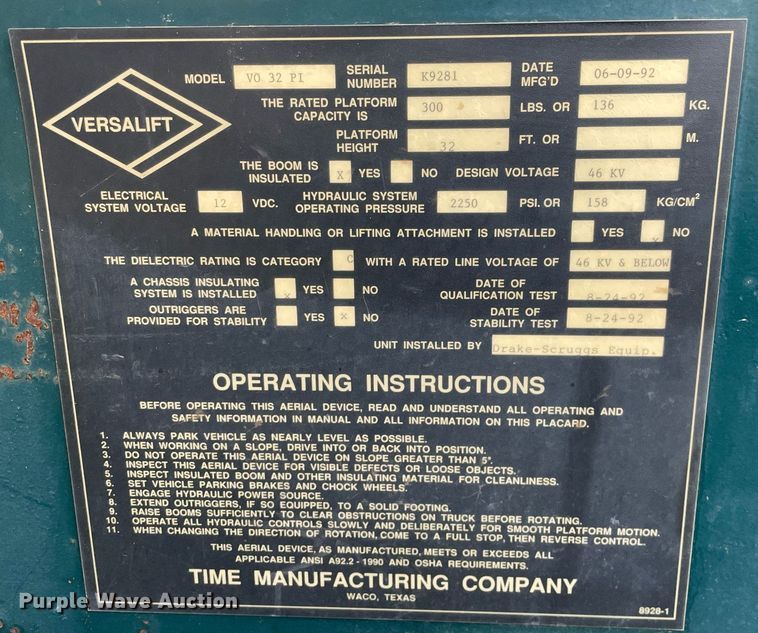 image for item MA9803 1992 Chevrolet C3500  bucket truck